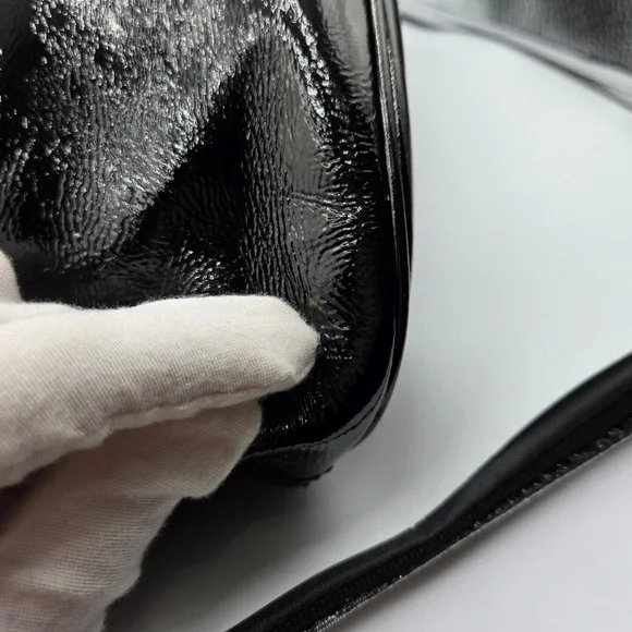 Michael Kors Black Patent Leather Shoulder Tote Bag MK Charm Gold Hardware - Picture 7 of 12